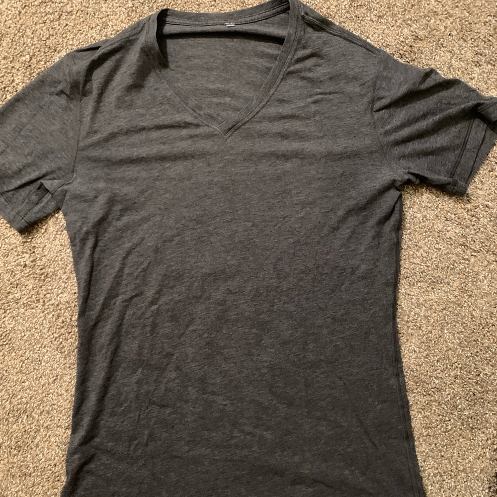 COPY - Lululemon classic tshirt!